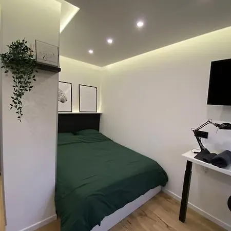 Black Touch - Fibre*parking*near Basel サン・ルイ